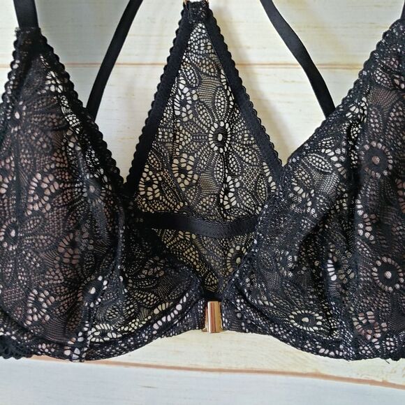 Victoria's Secret Very Sexy Lace Unlined Plunge Underwire Bra 34B Goth Black - Picture 5 of 13